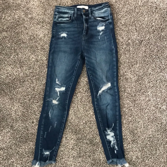 Kancan ultra high rise - Picture 1 of 3